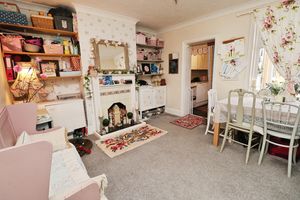 YORK ROAD- click for photo gallery